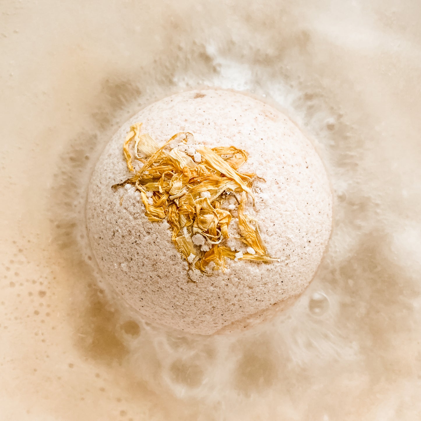 Tobacco Flower Bath Bomb